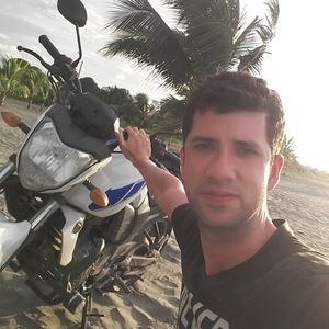 Meet your Posher, Pablo andres